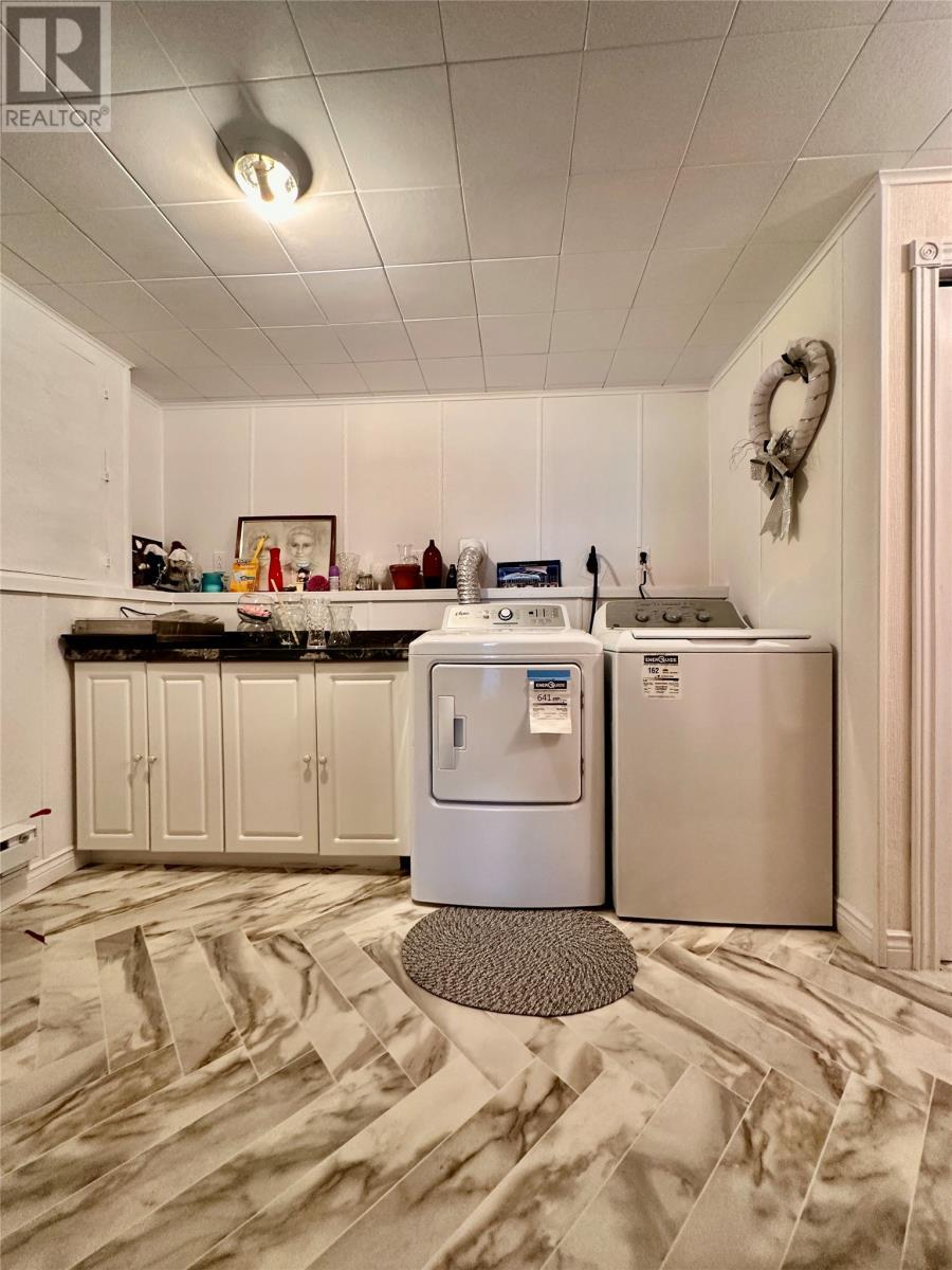 130 Main Road, Rushoon, NL - Indoor Photo Showing Laundry Room