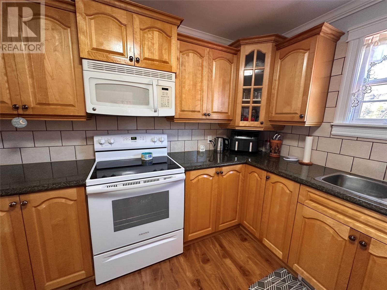 130 Main Road, Rushoon, NL - Indoor Photo Showing Kitchen