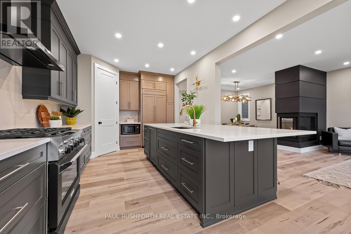 Model Home-See remarks - 123 Chandelle Private, Ottawa, ON - Indoor Photo Showing Kitchen With Upgraded Kitchen