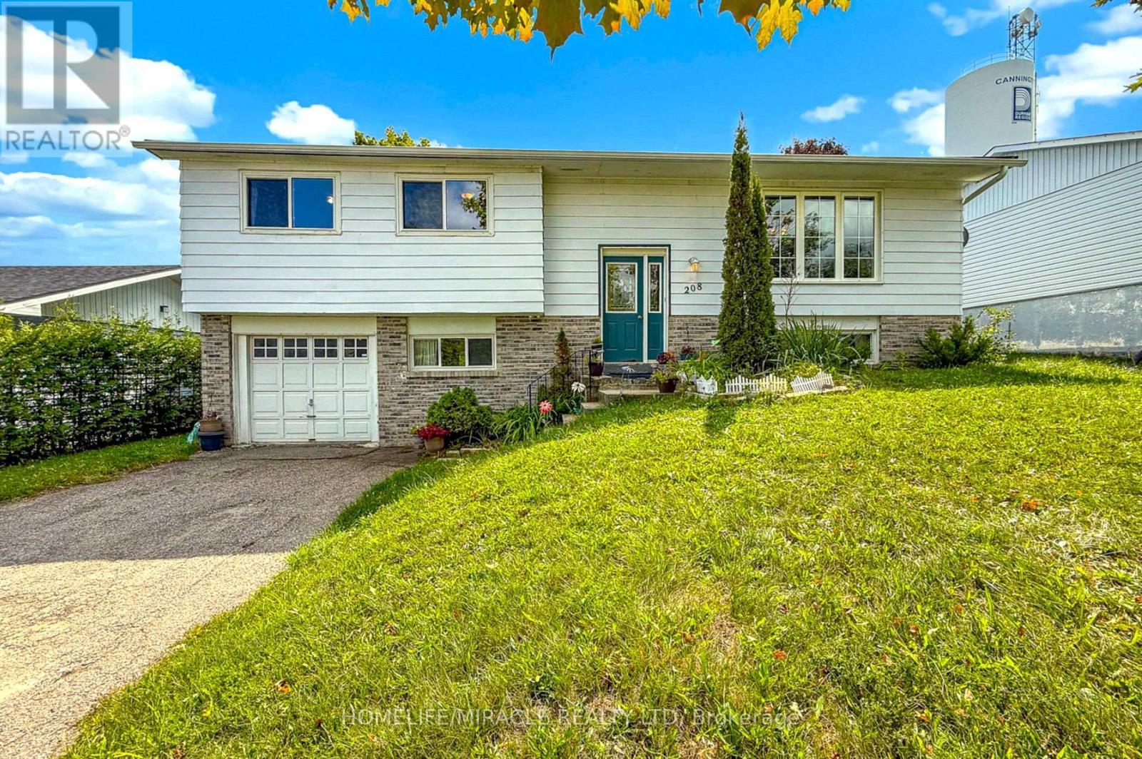 208 Park Street, Brock, ON - Outdoor