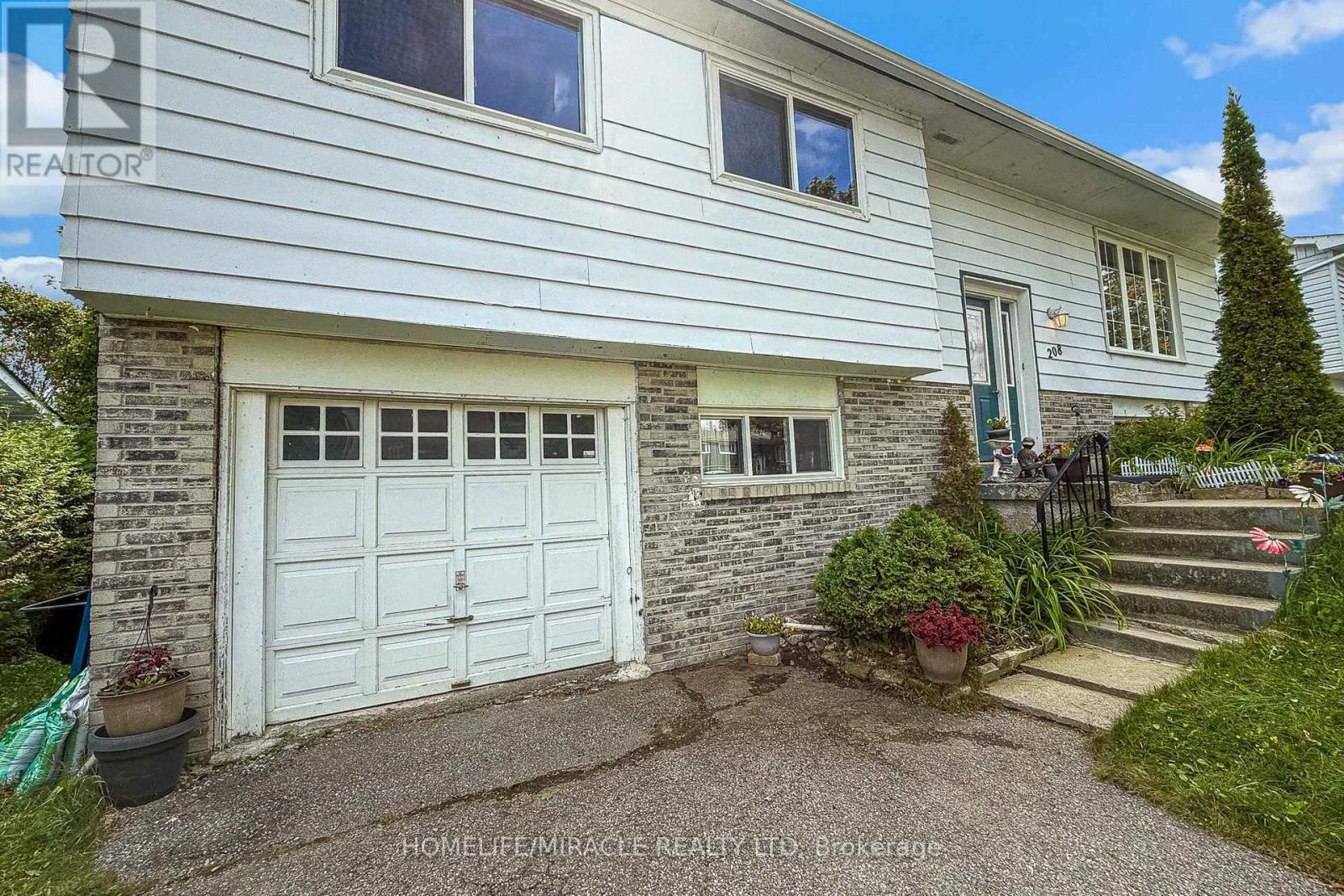 208 Park Street, Brock, ON - Outdoor