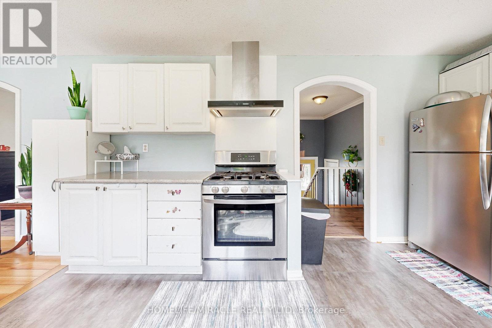 208 Park Street, Brock, ON - Indoor Photo Showing Kitchen