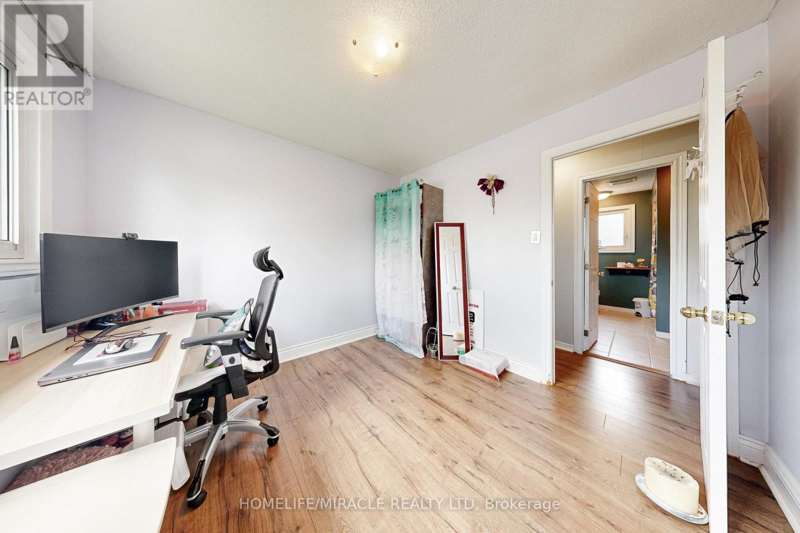 208 Park Street, Brock, ON - Indoor Photo Showing Office