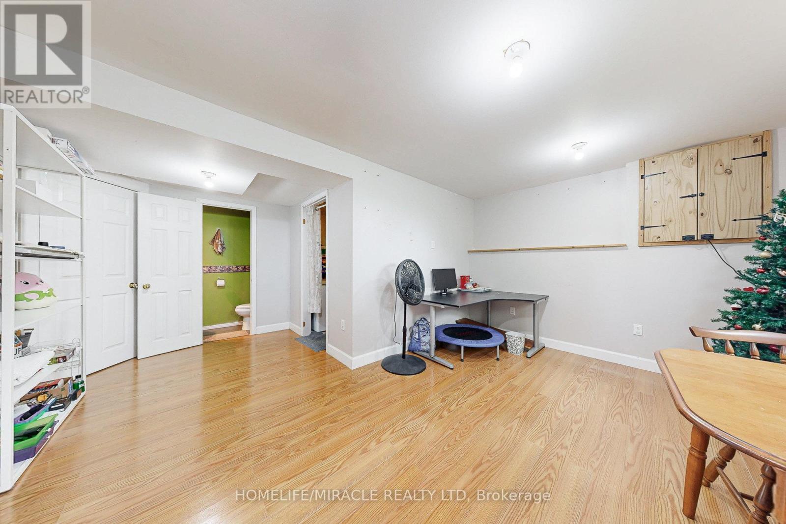 208 Park Street, Brock, ON - Indoor