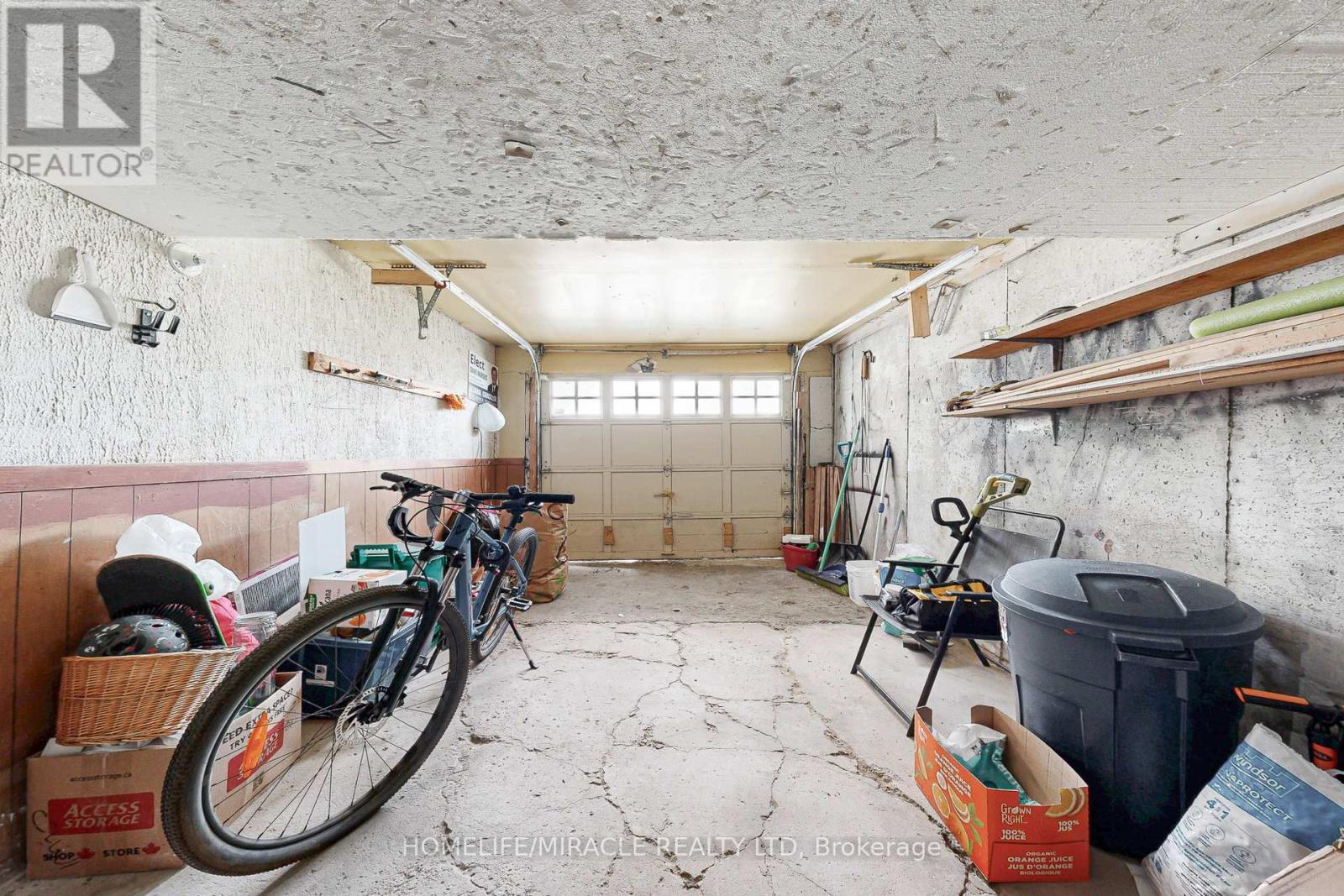 208 Park Street, Brock, ON - Indoor