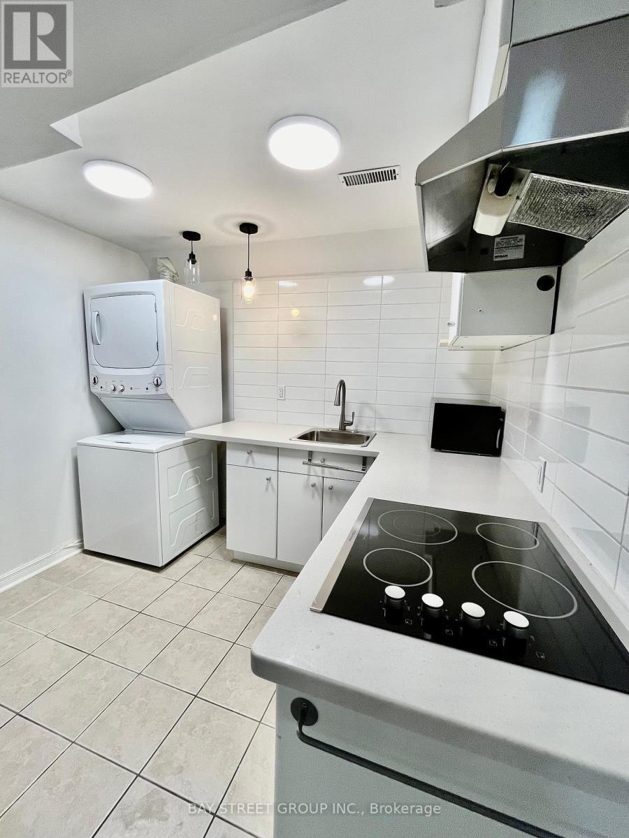 Bsmt - 5 King William Crescent, Richmond Hill, ON - Indoor