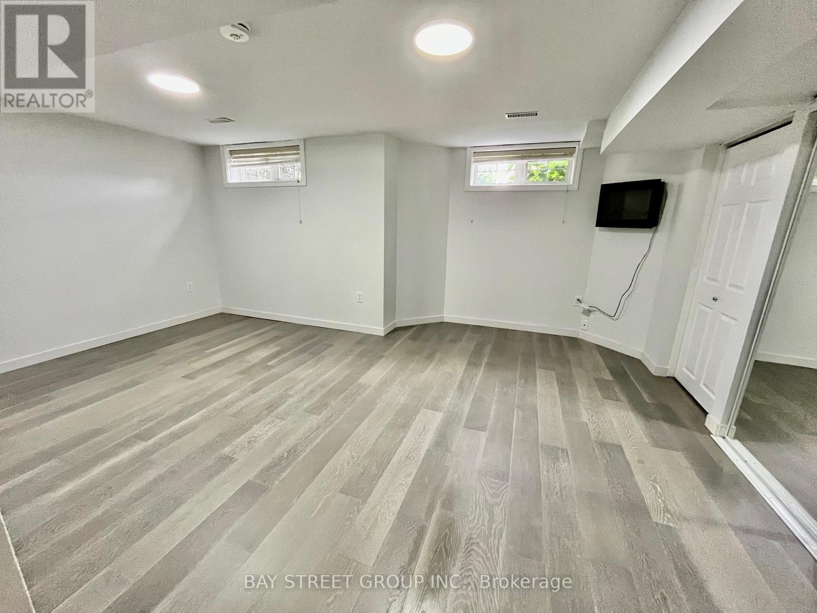 Bsmt - 5 King William Crescent, Richmond Hill, ON - Indoor