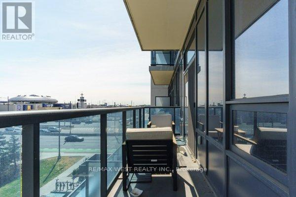 314 - 3600 Highway 7 Road, Vaughan, ON - Outdoor With Balcony