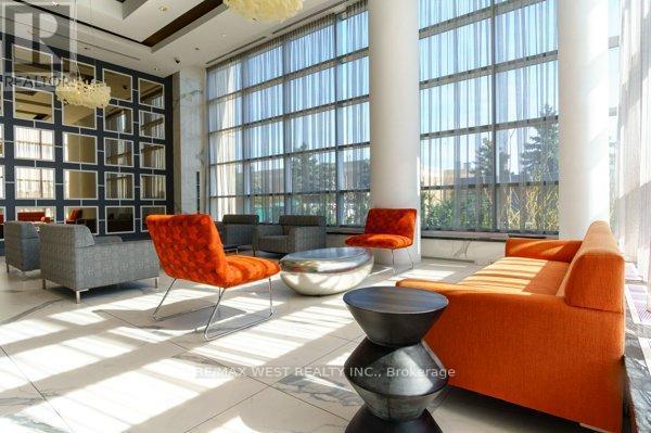 314 - 3600 Highway 7 Road, Vaughan, ON - Indoor