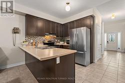 Updated Kitchen with Breakfast area -