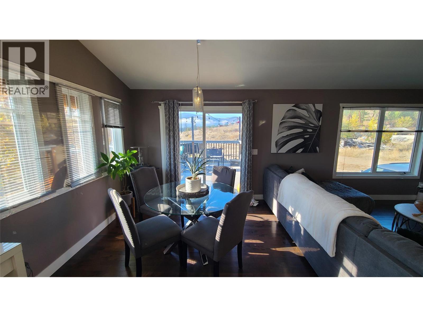 2670 Glenmore Rd Road, Kelowna, BC