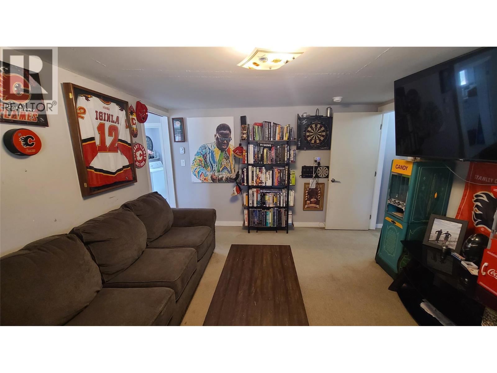 2670 Glenmore Rd Road, Kelowna, BC