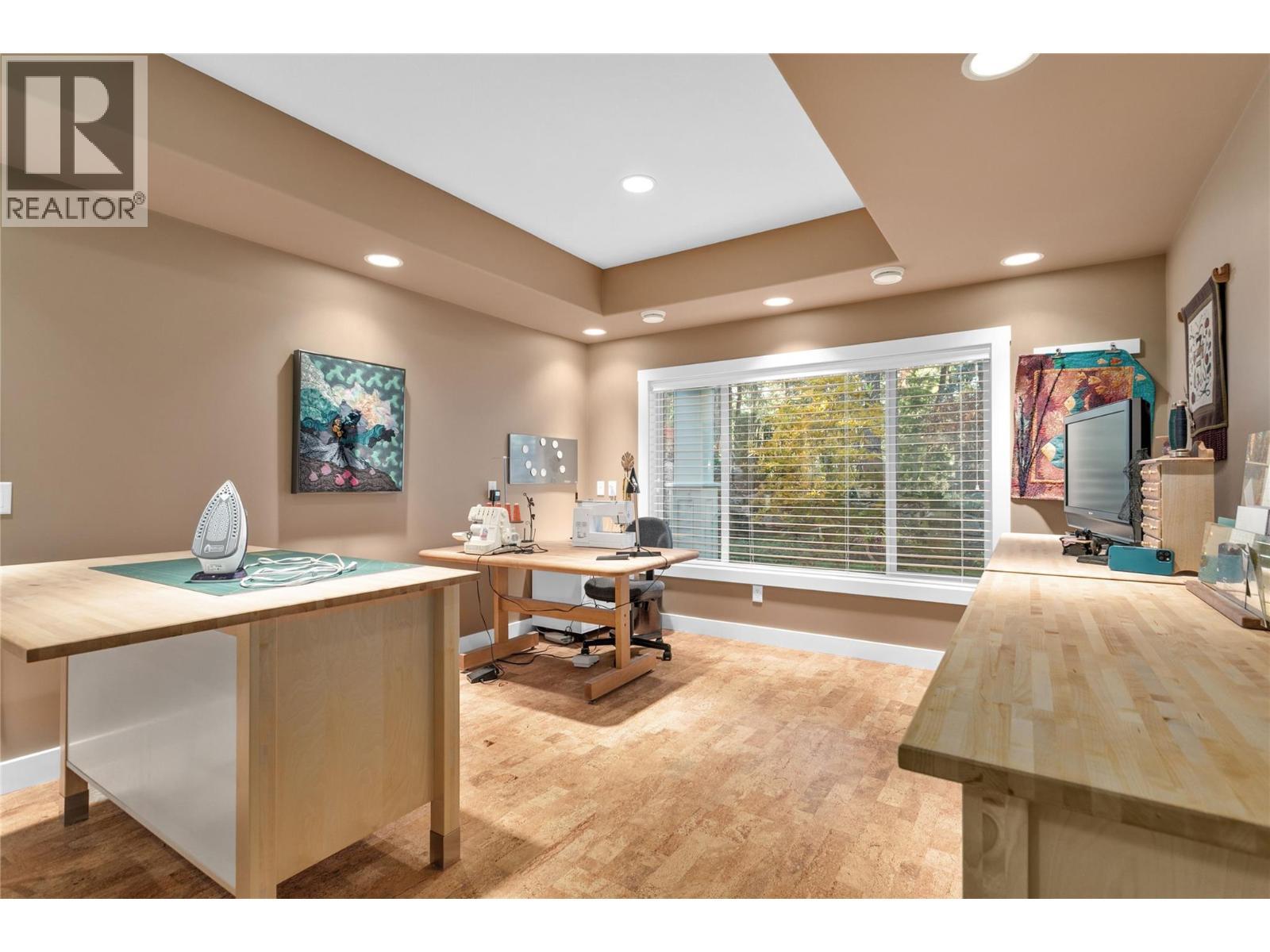 4116 Gallaghers Woodlands Drive S, Kelowna, BC - Indoor