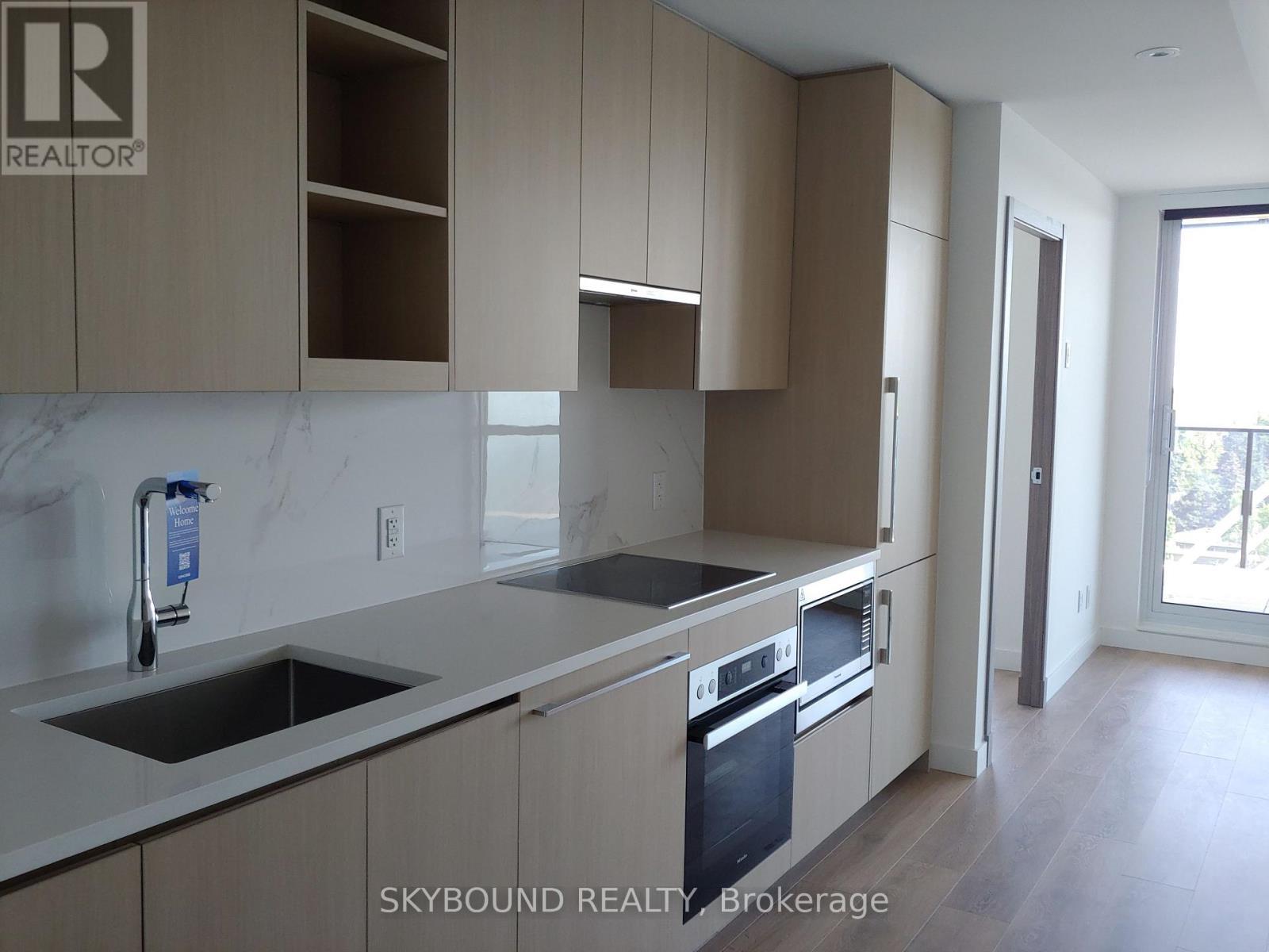 1103 - 25 Mcmahon Drive, Toronto, ON - Indoor Photo Showing Kitchen