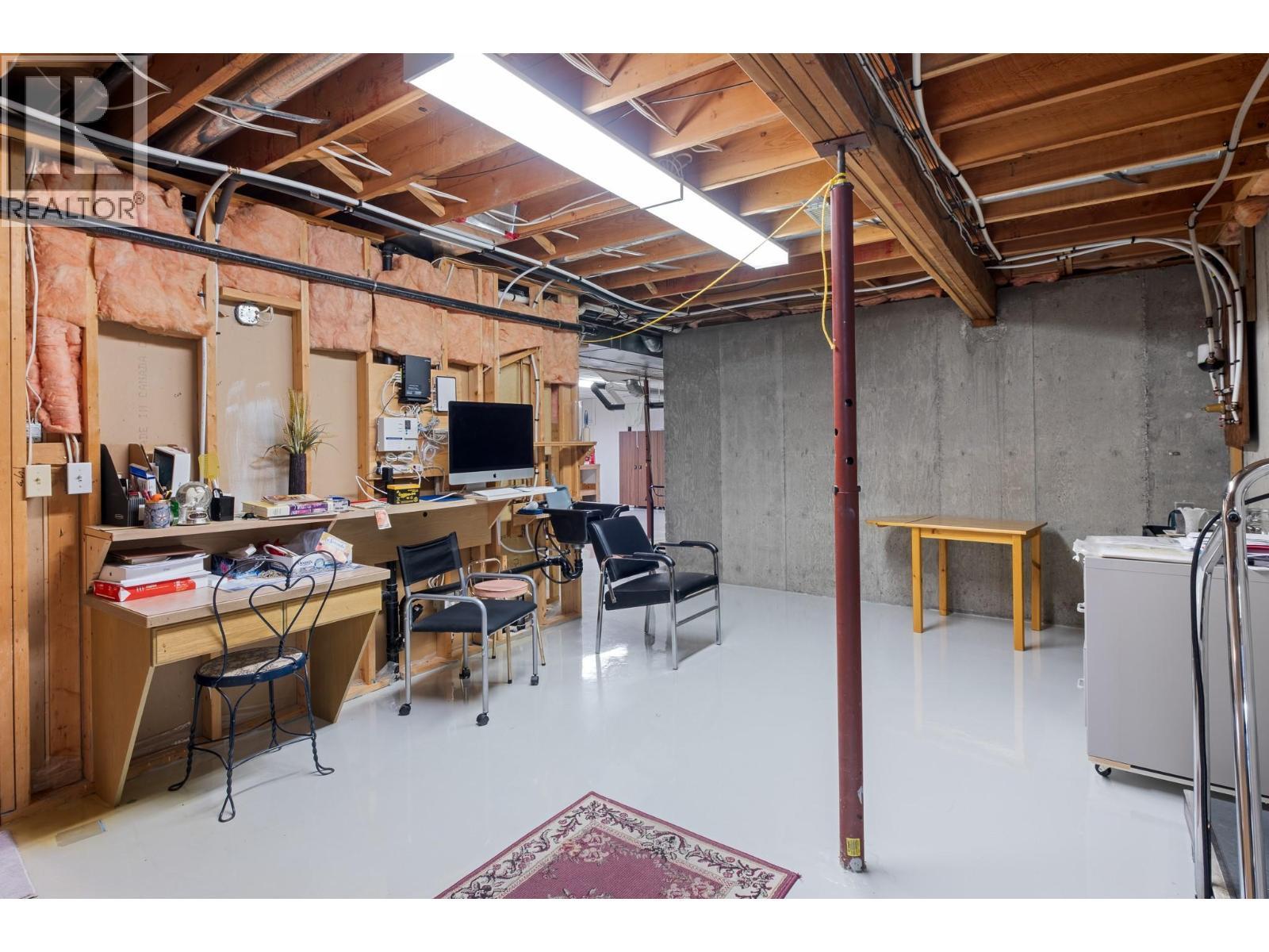1637 Sonora Drive, Kelowna, BC - Indoor Photo Showing Basement