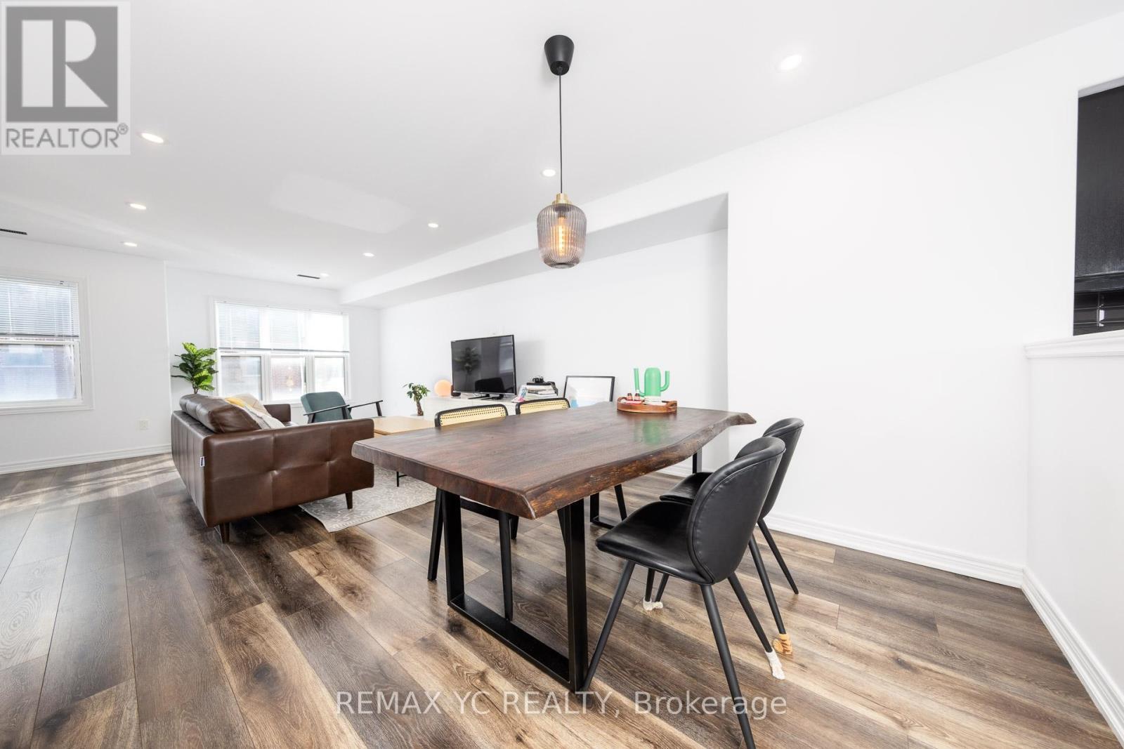 2 - 1 Leggott Avenue, Barrie, ON - Indoor