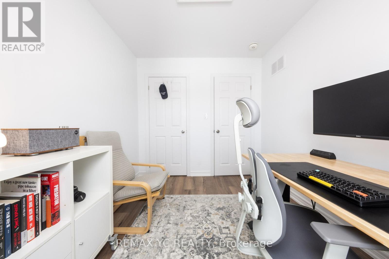 2 - 1 Leggott Avenue, Barrie, ON - Indoor