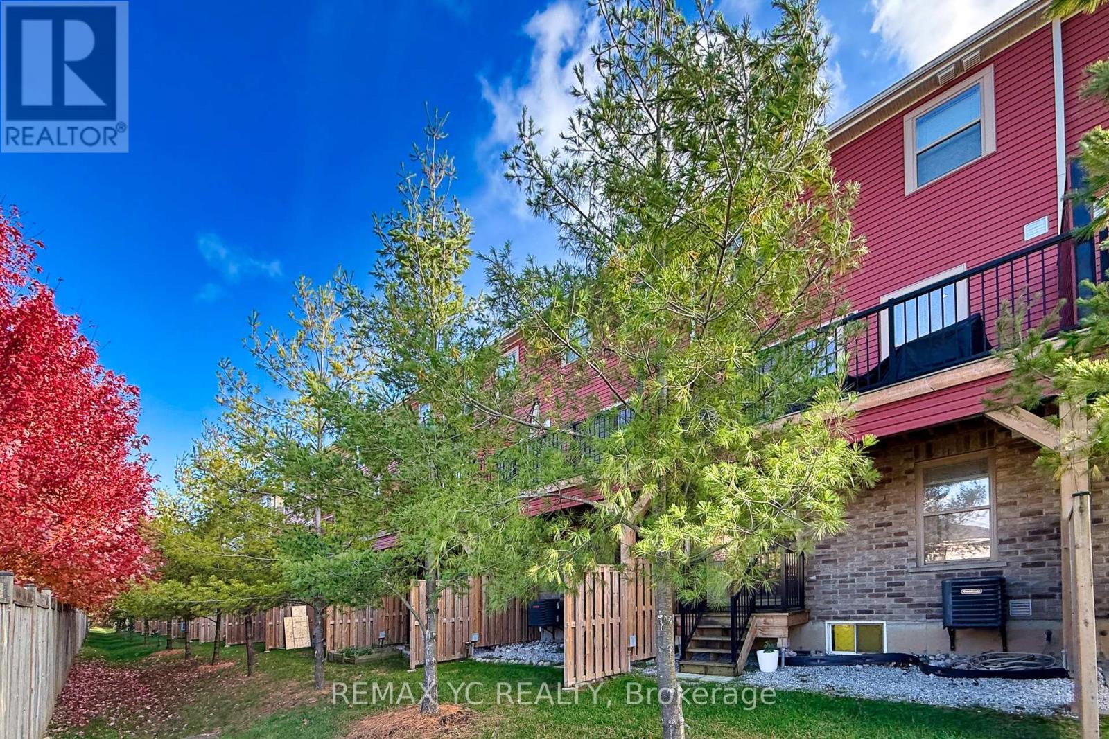 2 - 1 Leggott Avenue, Barrie, ON - Outdoor