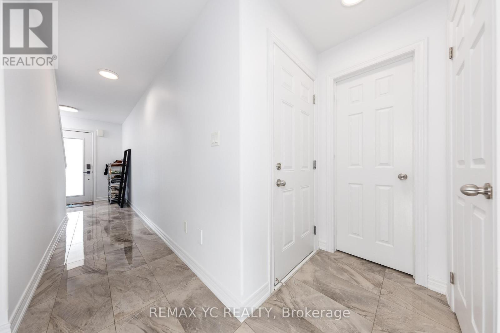 2 - 1 Leggott Avenue, Barrie, ON - Indoor Photo Showing Other Room