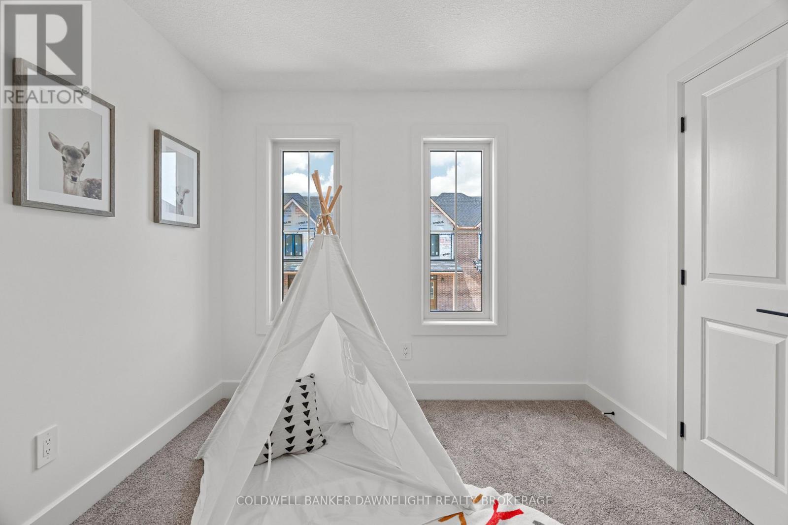 17 - 147 Scotts Drive, Lucan Biddulph (Lucan), ON - Indoor Photo Showing Other Room