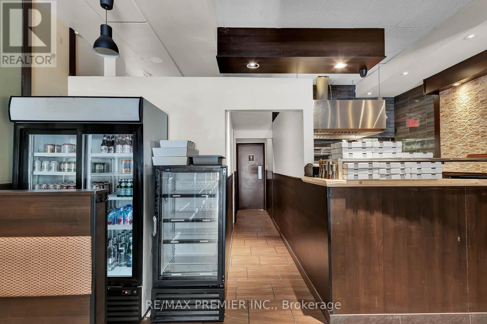 15 - 4000 Steeles Avenue W, Vaughan, ON