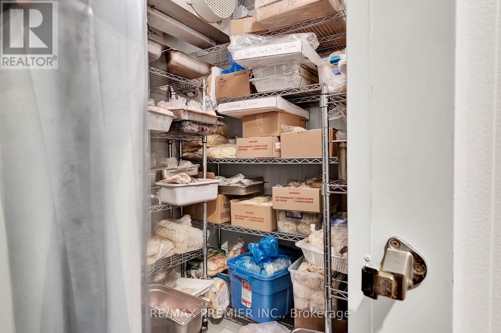 15 - 4000 Steeles Avenue W, Vaughan, ON