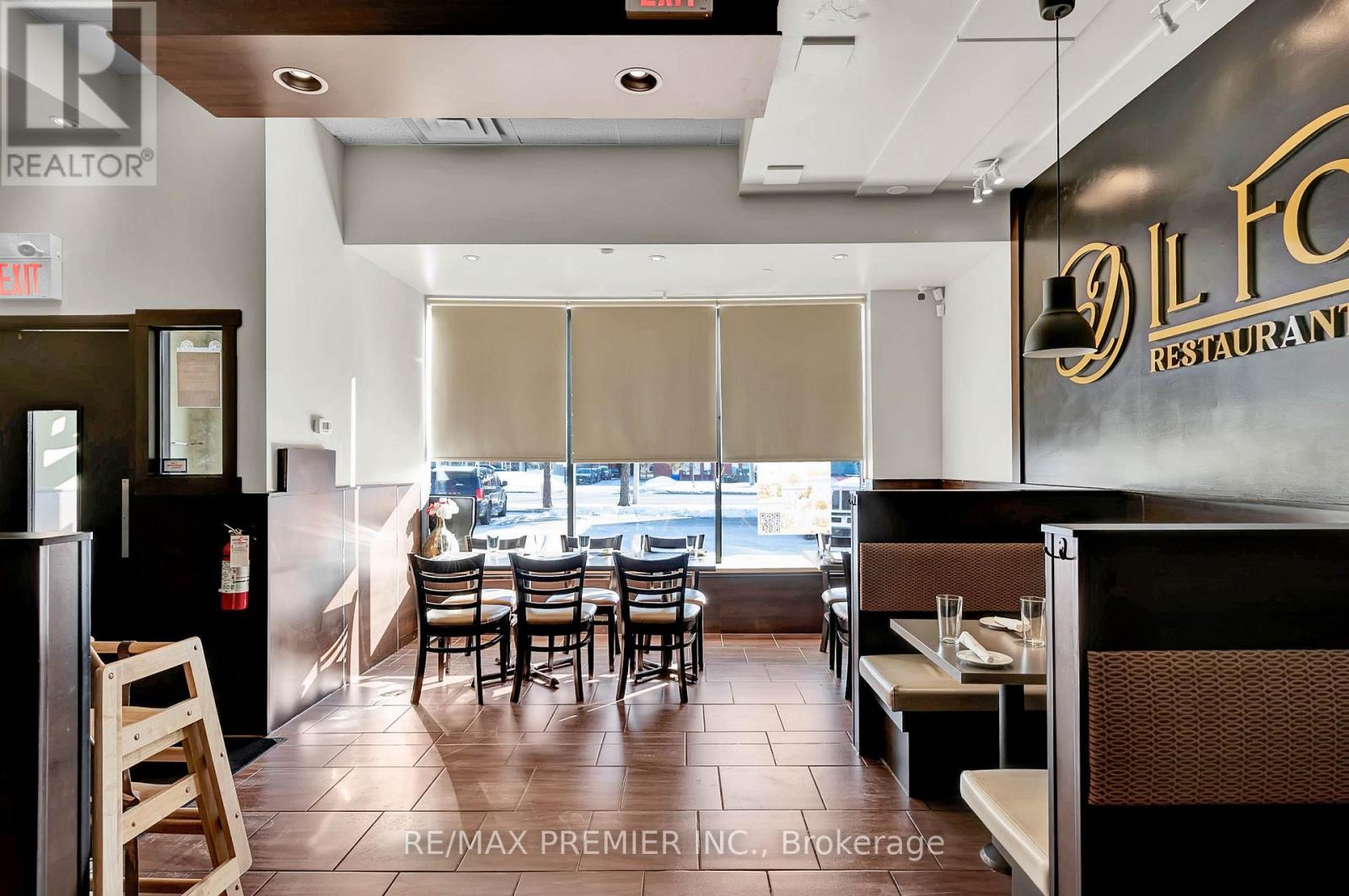 15 - 4000 Steeles Avenue W, Vaughan, ON