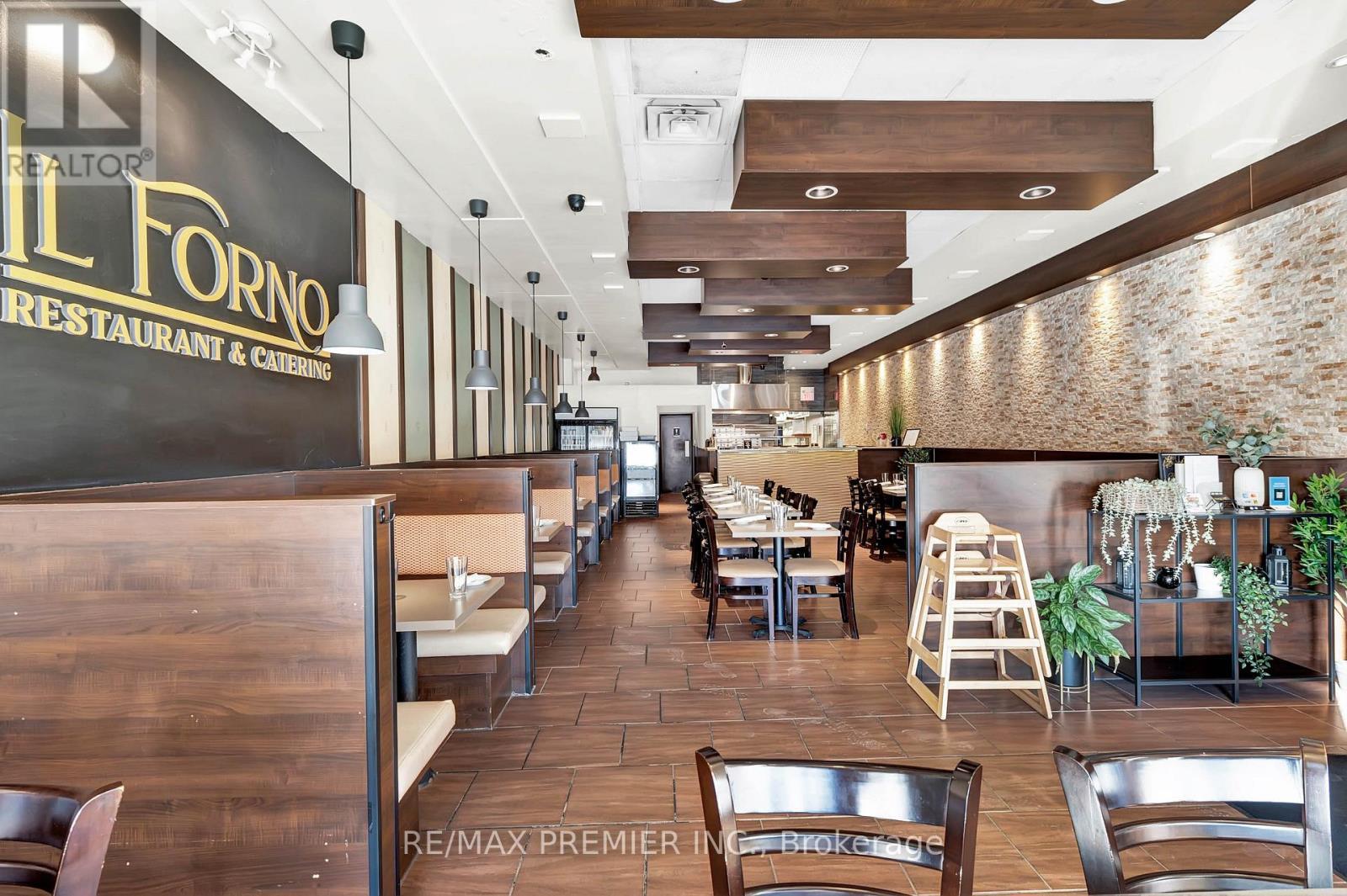 15 - 4000 Steeles Avenue W, Vaughan, ON