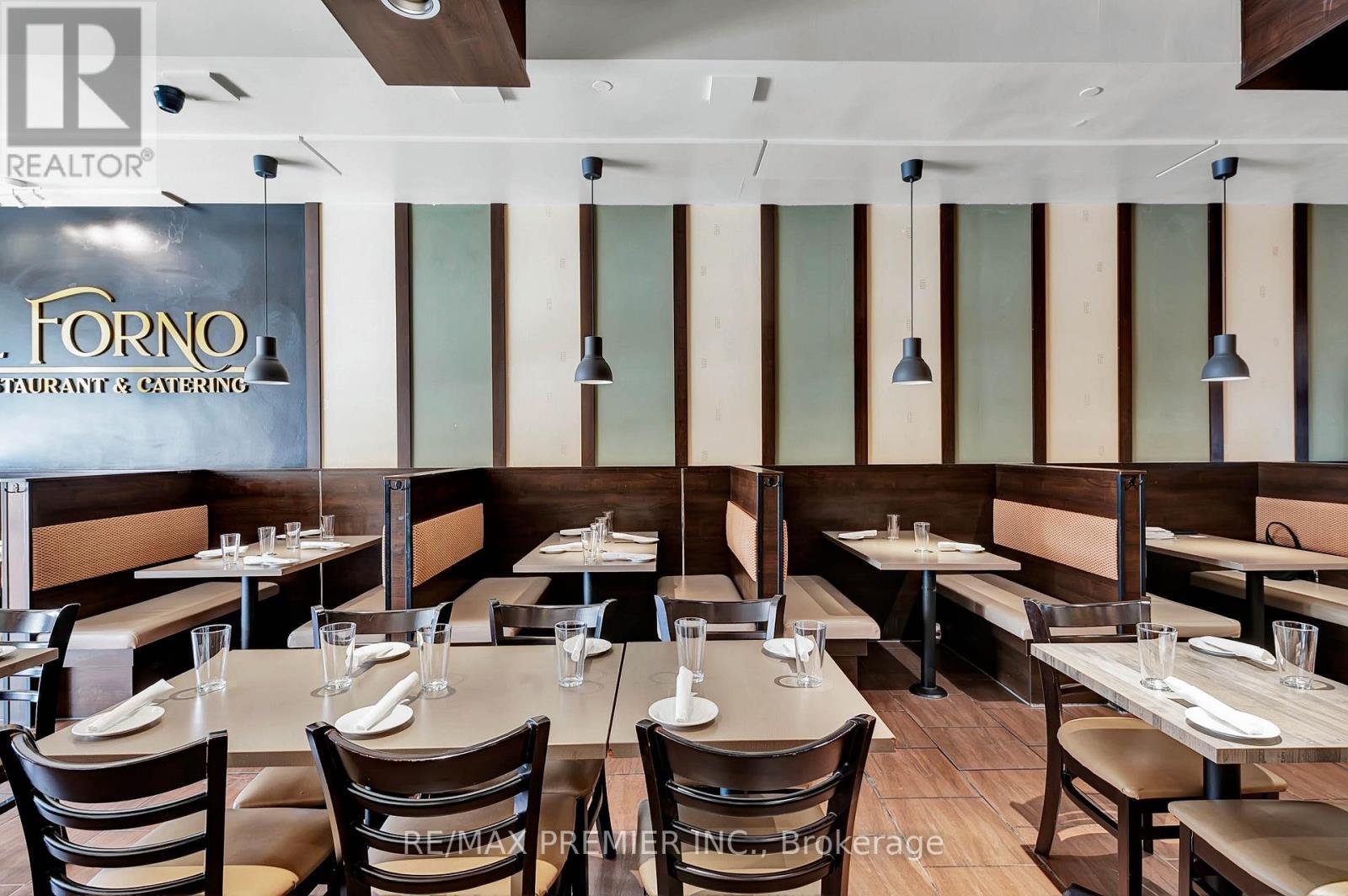 15 - 4000 Steeles Avenue W, Vaughan, ON