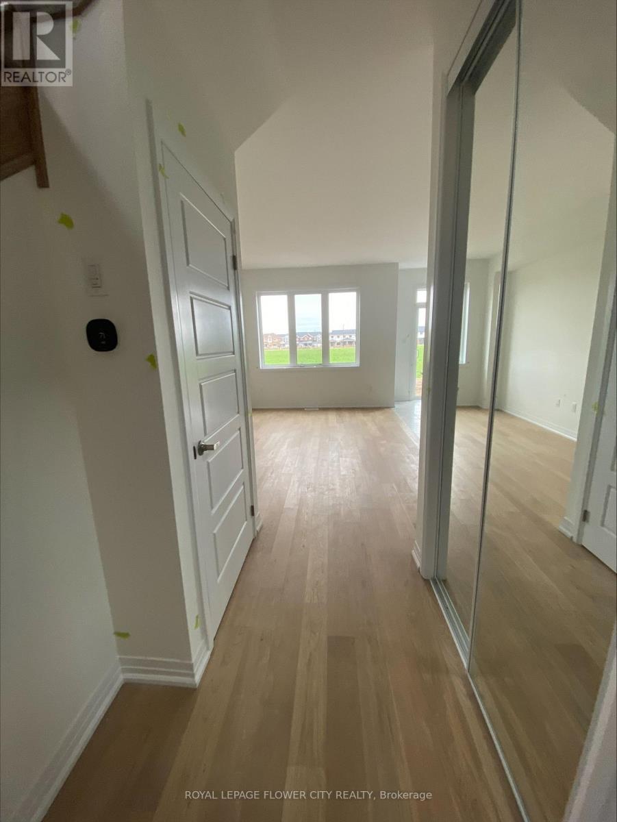 19 Velvet Way, Thorold, ON - Indoor Photo Showing Other Room