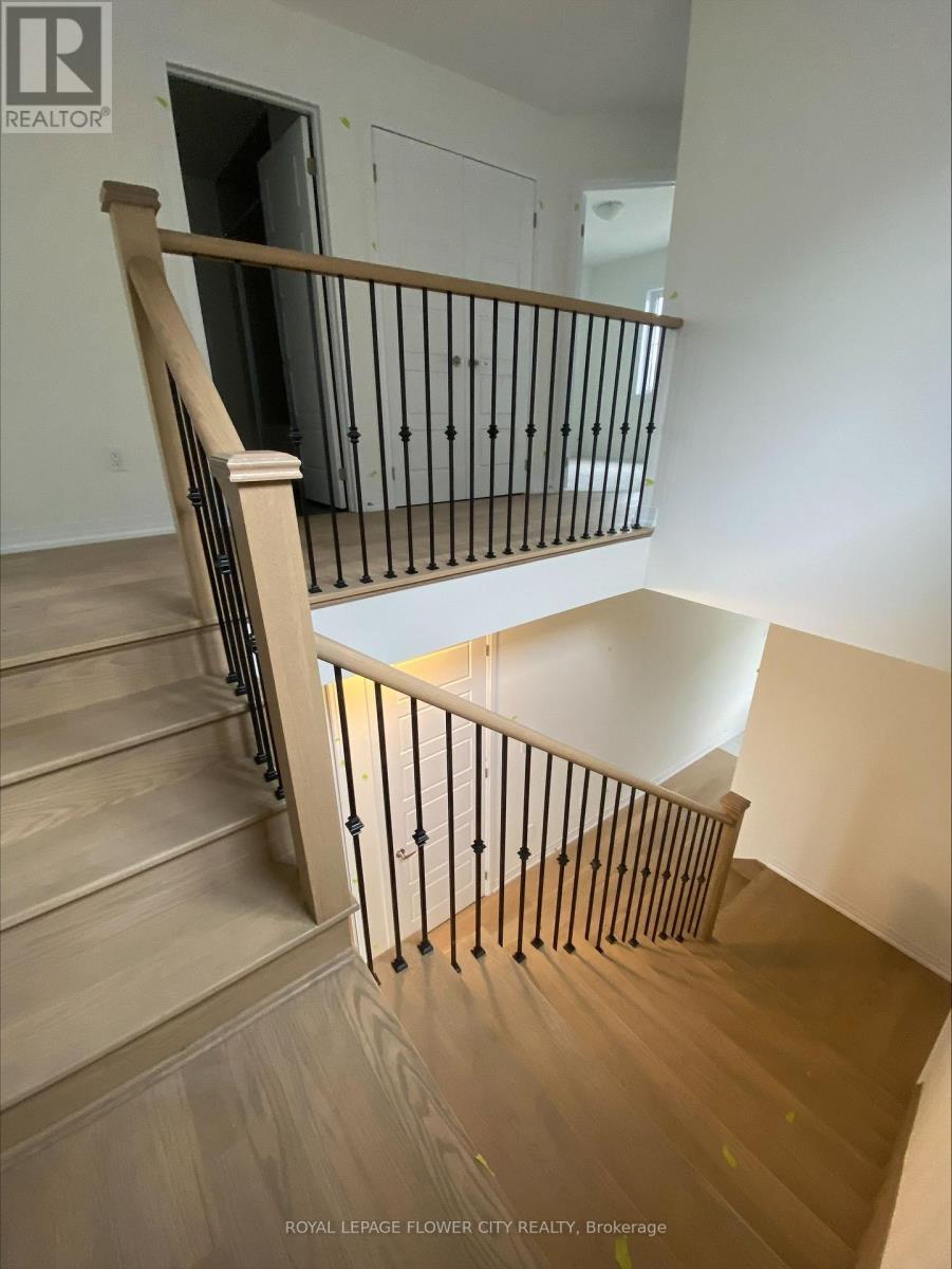 19 Velvet Way, Thorold, ON - Indoor Photo Showing Other Room