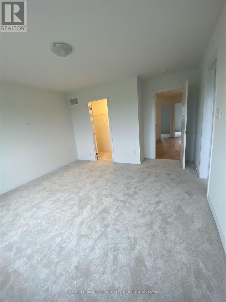 19 Velvet Way, Thorold, ON - Indoor Photo Showing Other Room