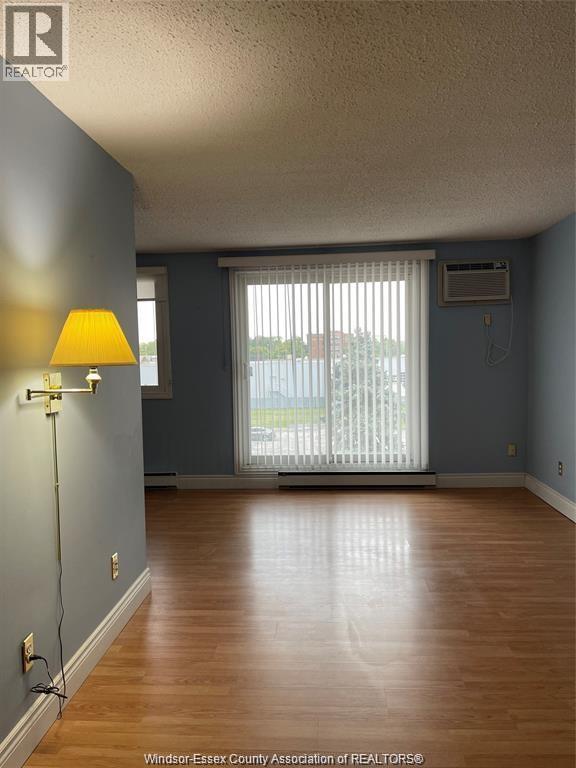 120 Pickering Unit# 409, Amherstburg, ON - Indoor Photo Showing Other Room