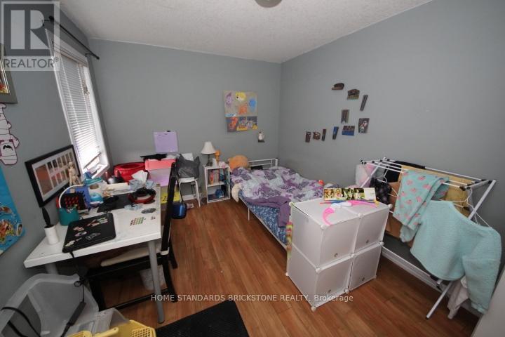 119 Max Becker Drive, Kitchener, ON - Indoor Photo Showing Bedroom