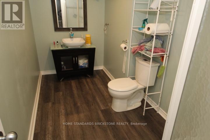 119 Max Becker Drive, Kitchener, ON - Indoor Photo Showing Bathroom