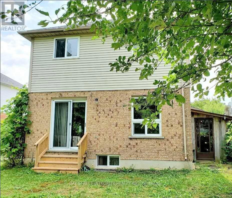 64 Karen Walk, Waterloo, ON - Outdoor With Exterior