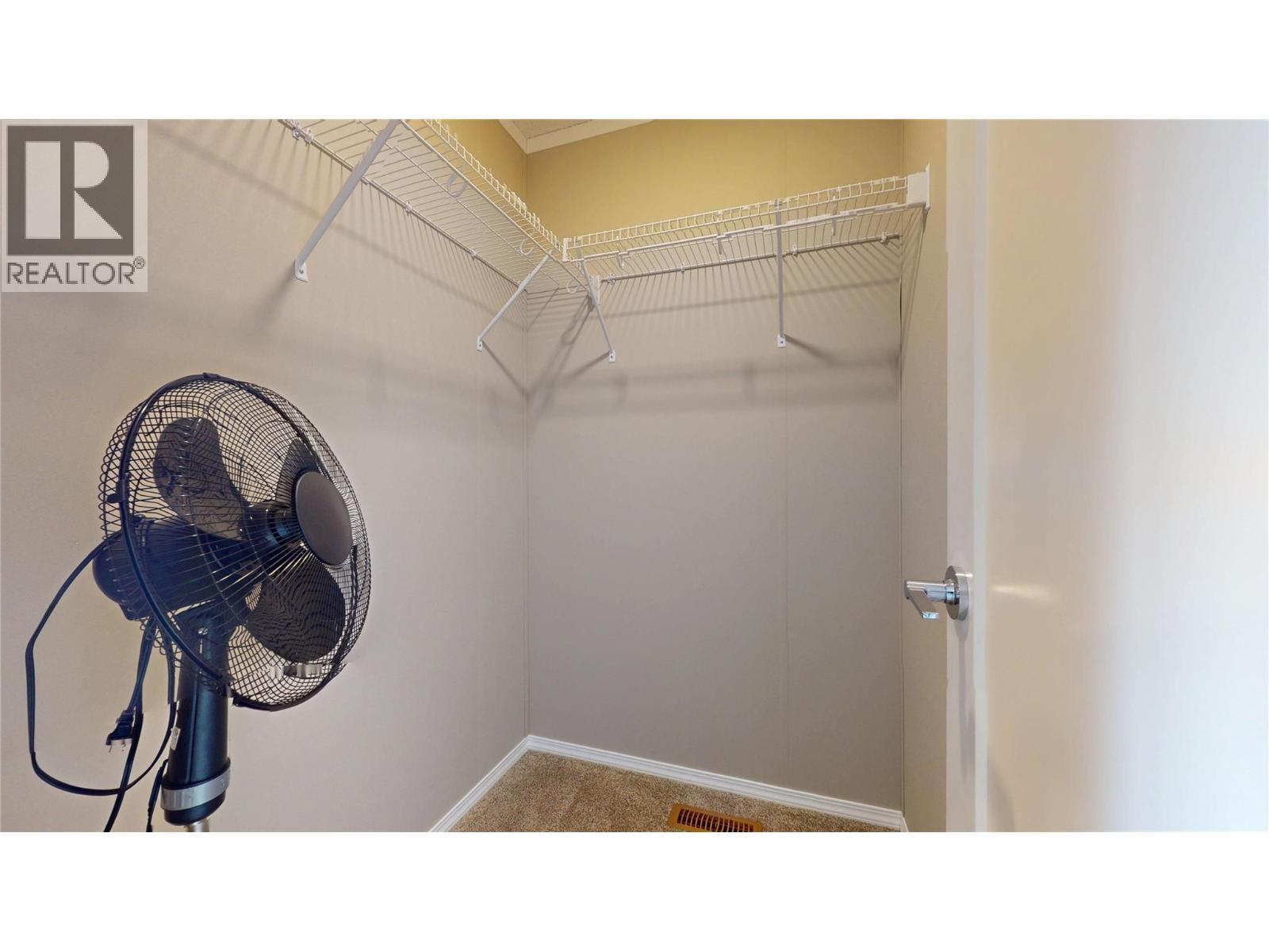 527 Pagurut Avenue W, Cranbrook, BC