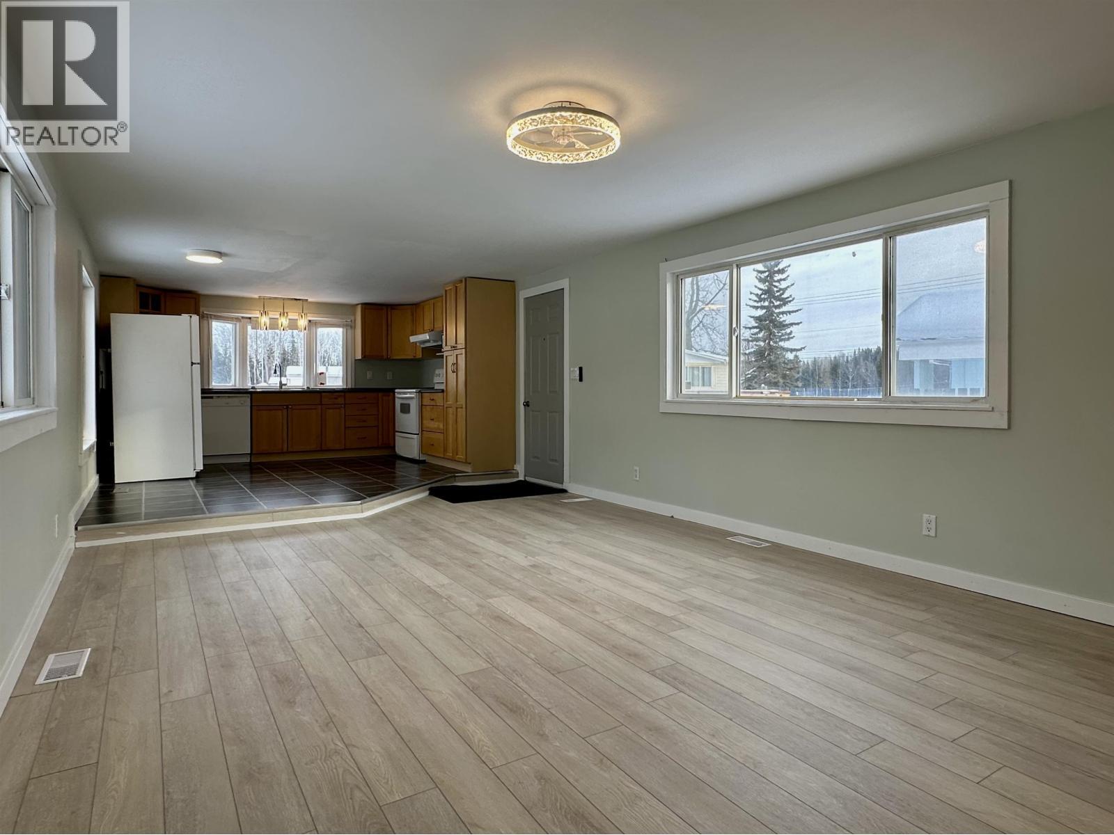 1 2963 Klahannie Drive, Fort Nelson, BC - Indoor