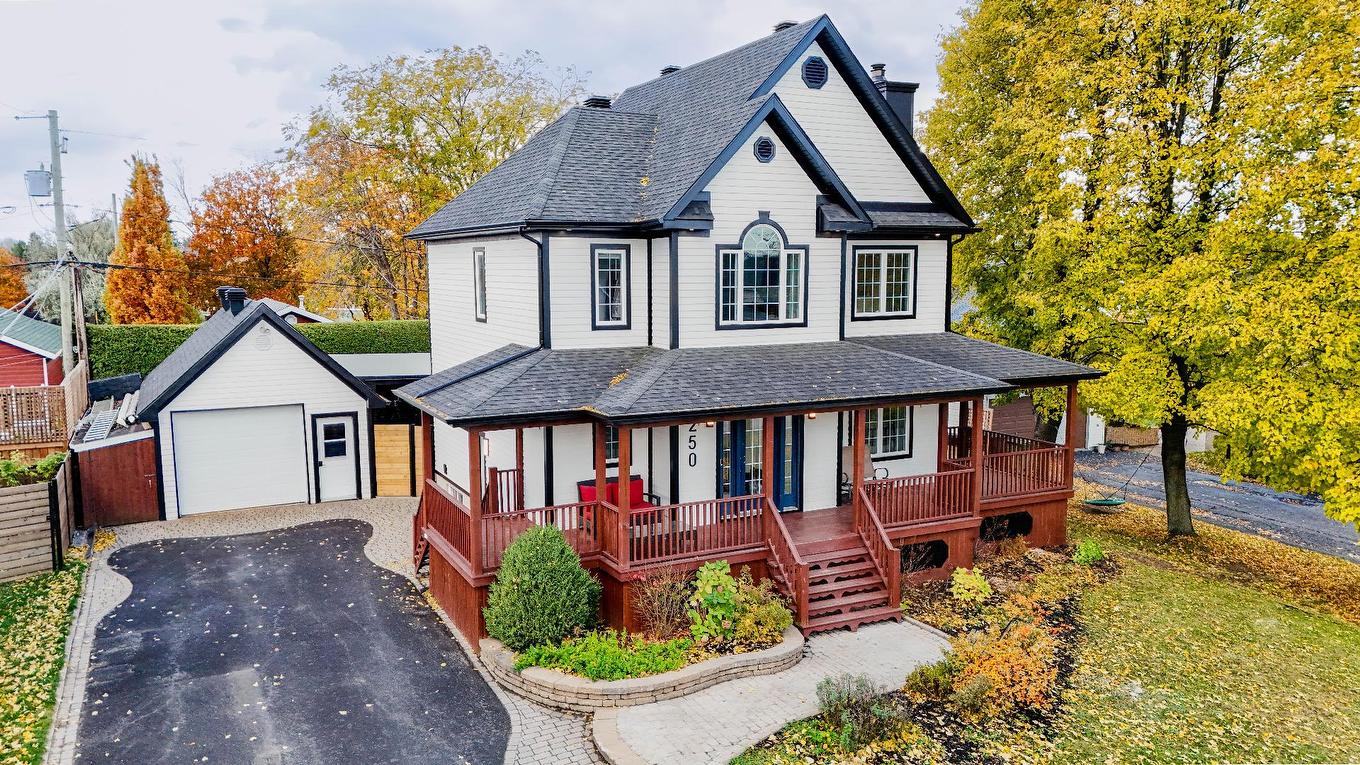 Frontage - 250 Rue Lapointe, Saint-Jean-Sur-Richelieu, QC - Outdoor