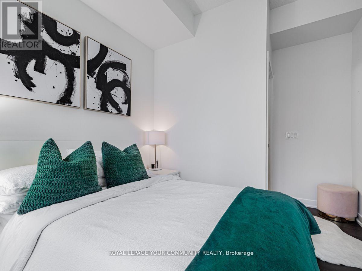 1602 - 30 Nelson Street, Toronto, ON - Indoor Photo Showing Bedroom