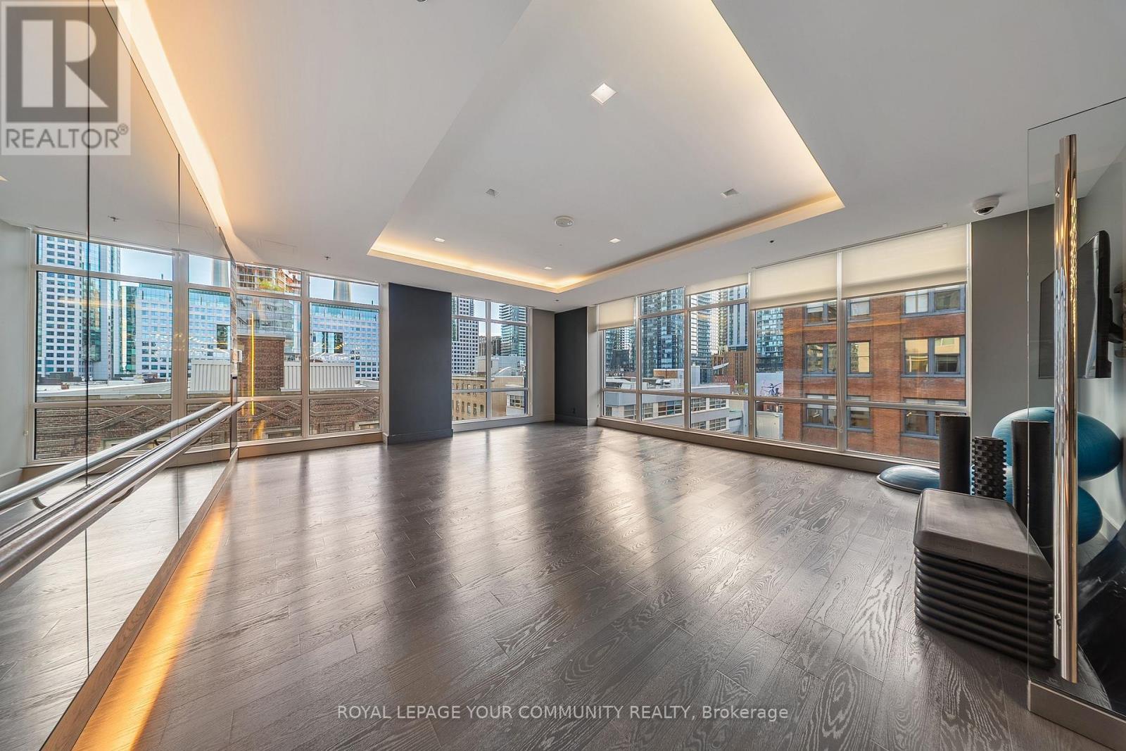 1602 - 30 Nelson Street, Toronto, ON - Indoor