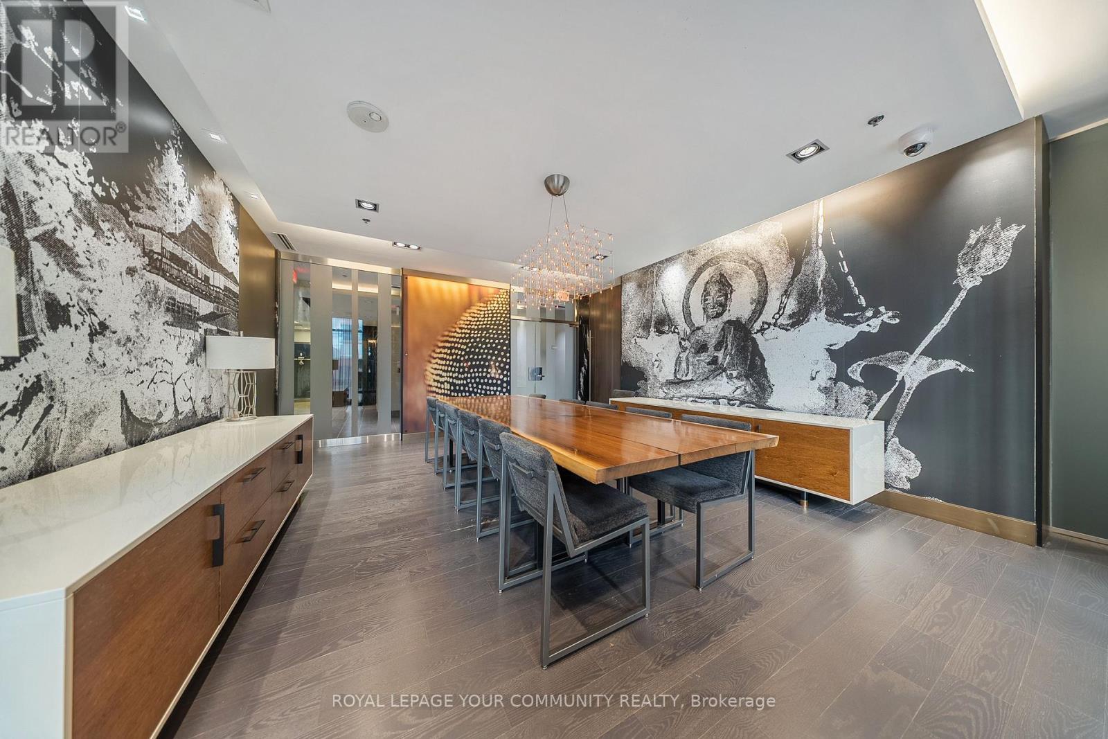 1602 - 30 Nelson Street, Toronto, ON - Indoor Photo Showing Dining Room