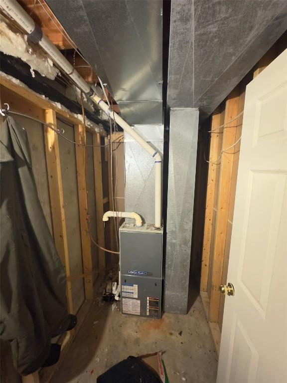 7902 Bell Rd. Road, Bridge Lake, BC - Indoor Photo Showing Basement