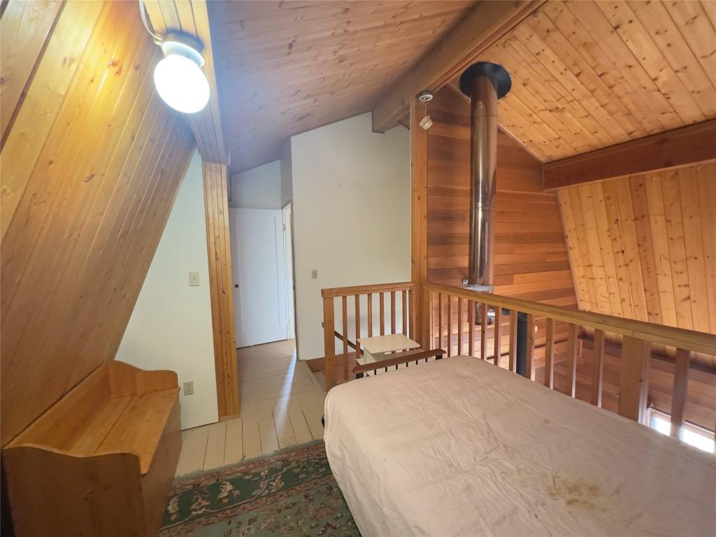 7902 Bell Rd. Road, Bridge Lake, BC - Indoor