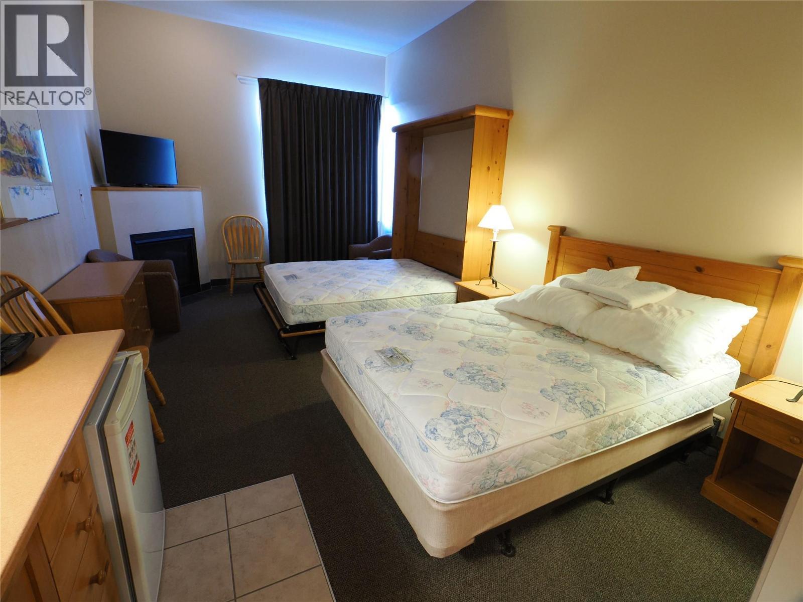 5340 Big White Road Unit# 115, Big White, BC - Indoor Photo Showing Bedroom