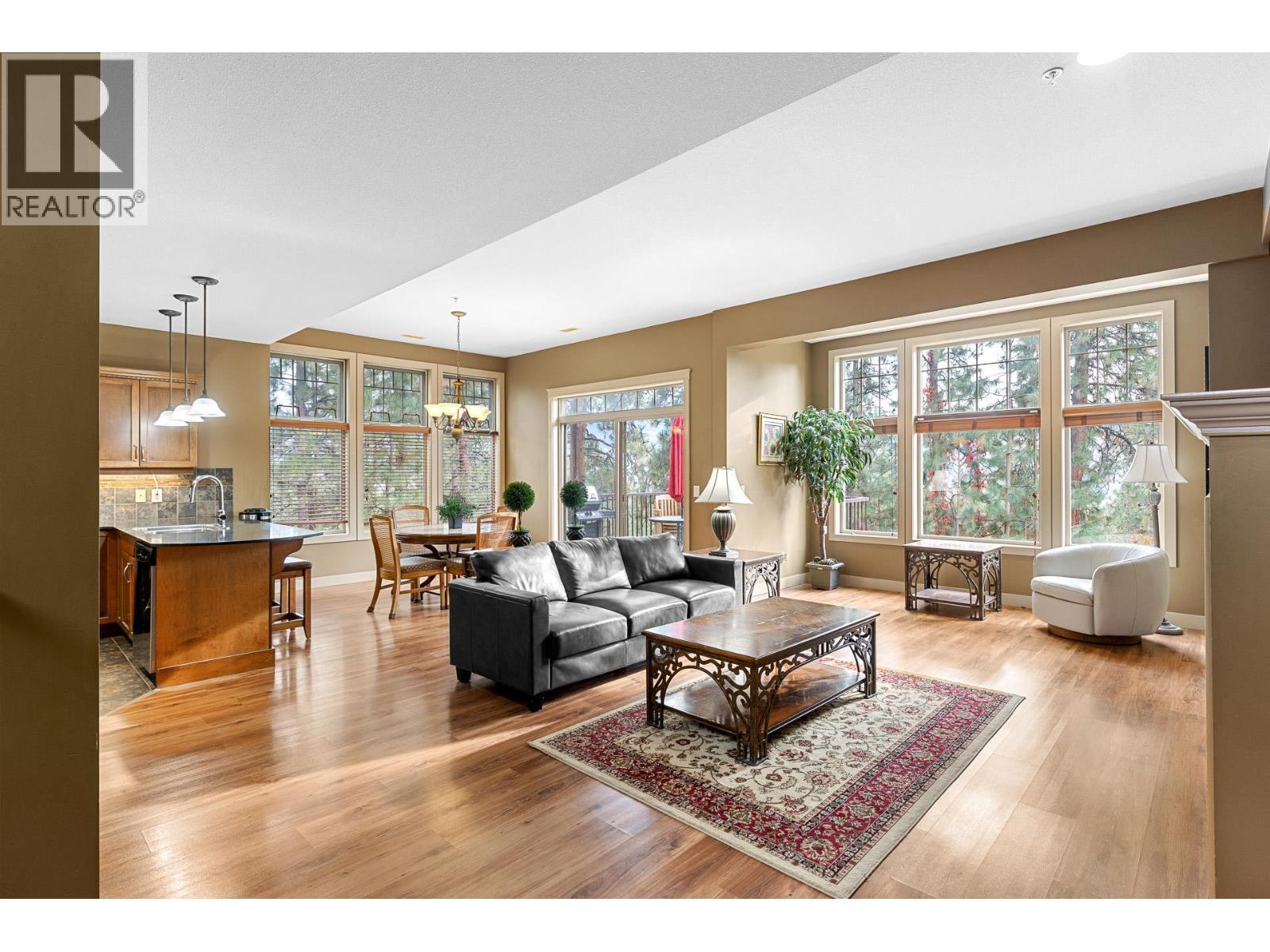 Main entrance to Living Room - 1795 Country Club Drive Unit# 201, Kelowna, BC - Indoor Photo Showing Living Room