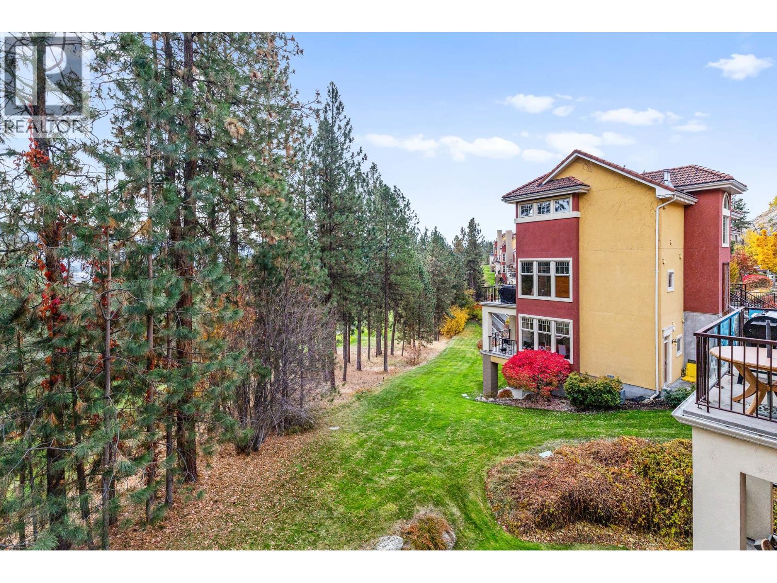 1795 Country Club Drive Unit# 201, Kelowna, BC - Outdoor