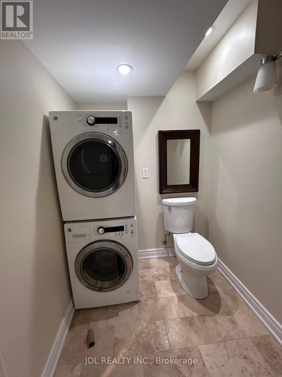 Walk Out Basement - 36 Santa Amato Crescent, Vaughan, ON - Indoor Photo Showing Laundry Room