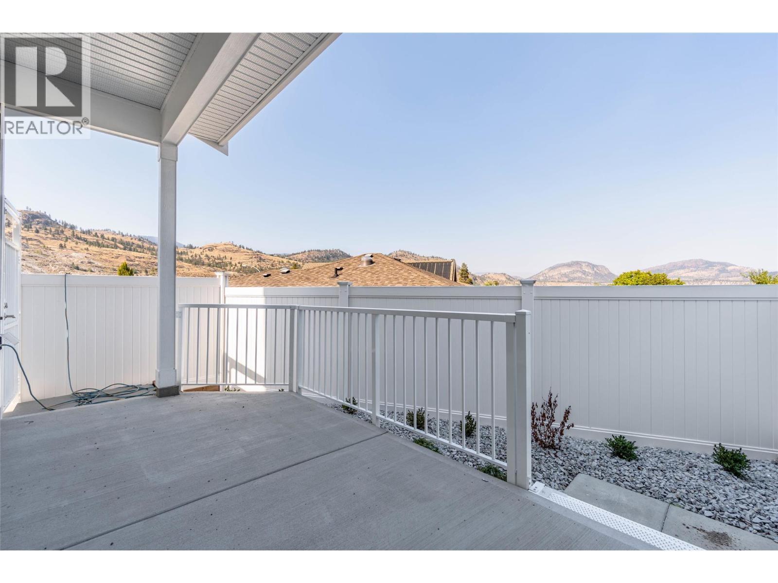 384 Chardonnay Avenue, Oliver, BC - Outdoor