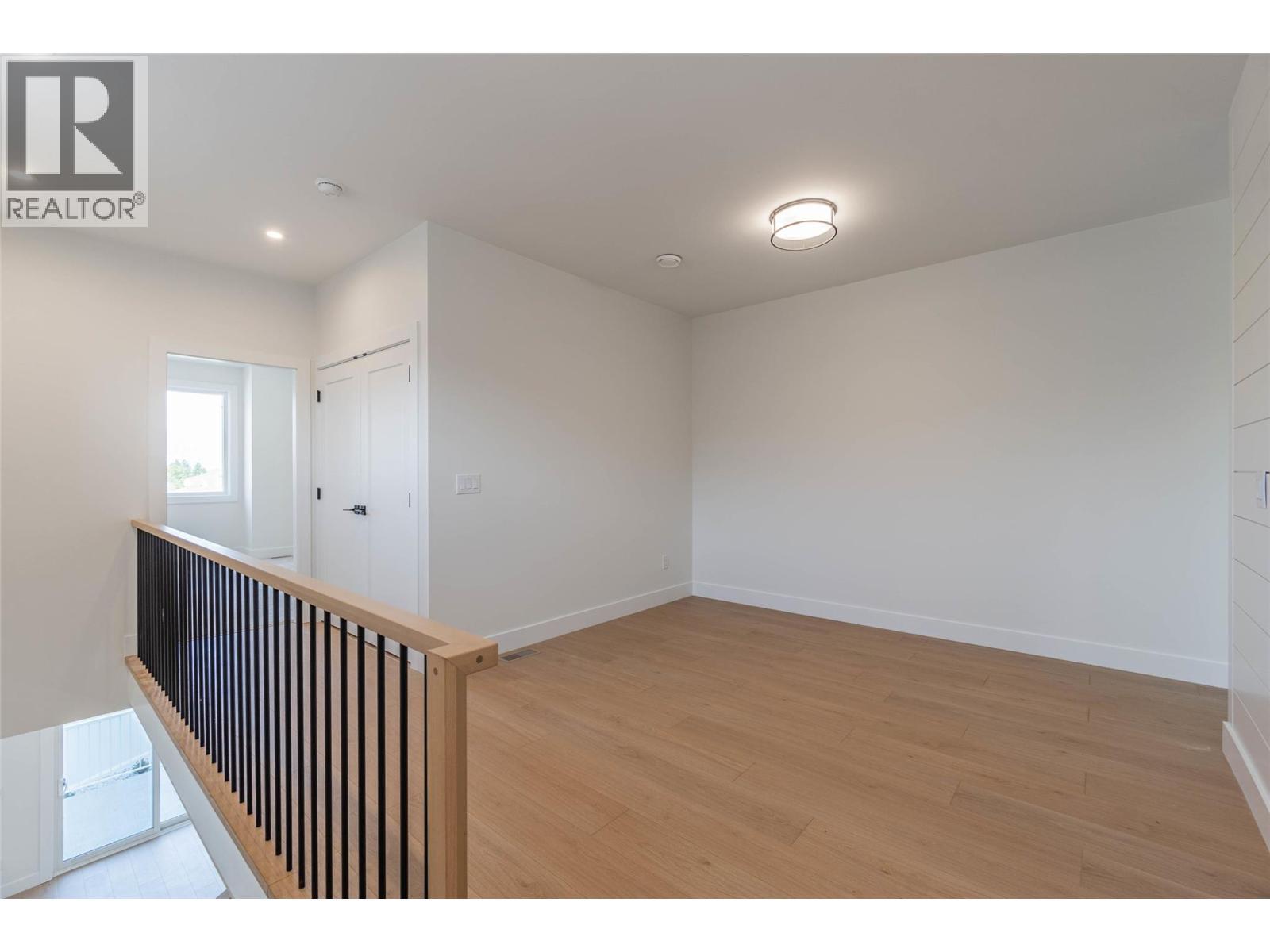 384 Chardonnay Avenue, Oliver, BC - Indoor Photo Showing Other Room